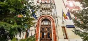 Tensions in education: unions announce protests